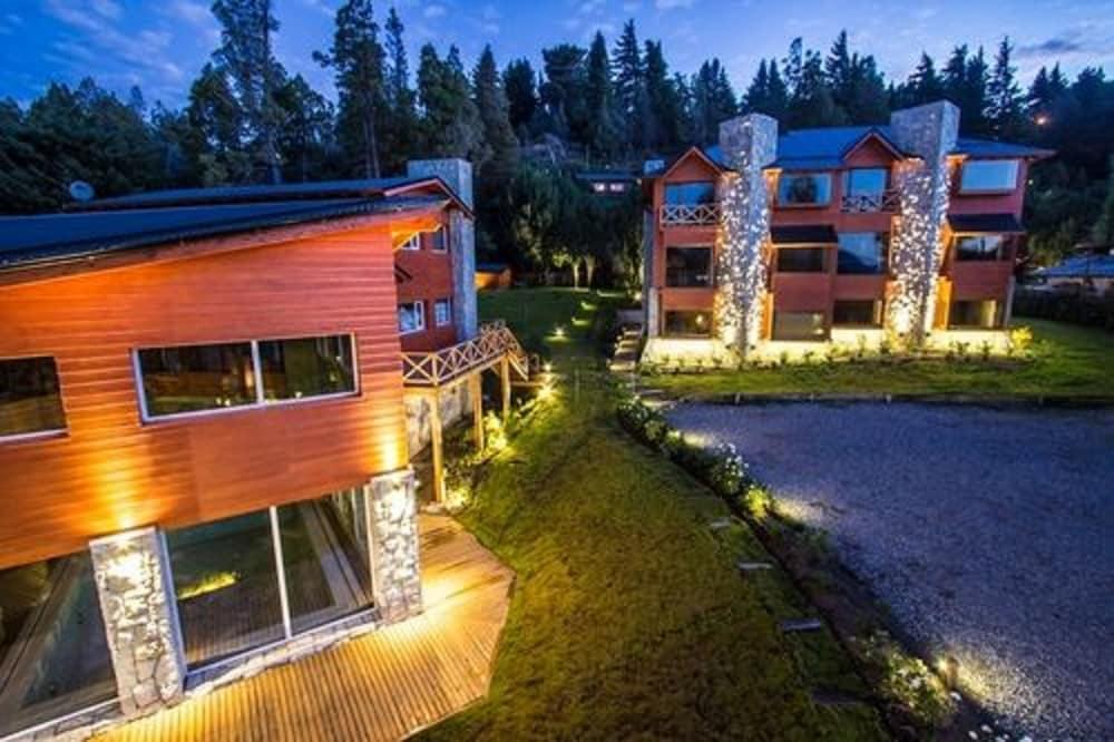 Los Robles Apart & Spa San Carlos de Bariloche Exterior foto