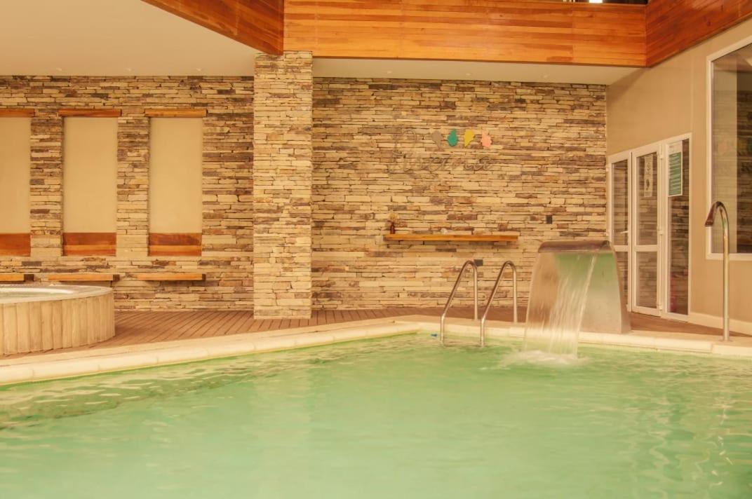 Los Robles Apart & Spa San Carlos de Bariloche Exterior foto